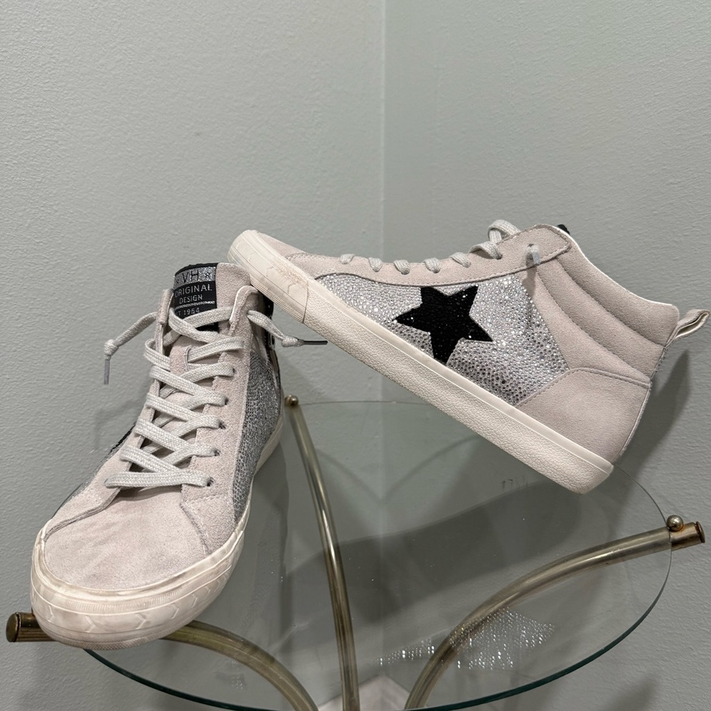 Vintage Havana | Grey High-Top Sneakers